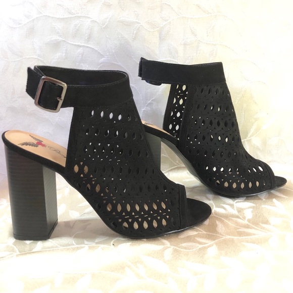 penny loves kenny block heels